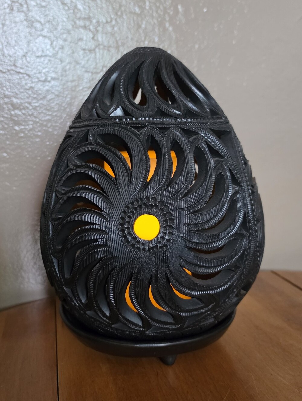 Black clay lantern from San Bortolo Coyotepec, Oaxaca. - Picture 1 of 6